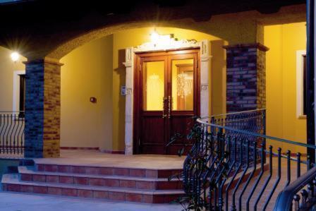 Hotel Duca Di Calabria Сера Сан Бруно Екстериор снимка