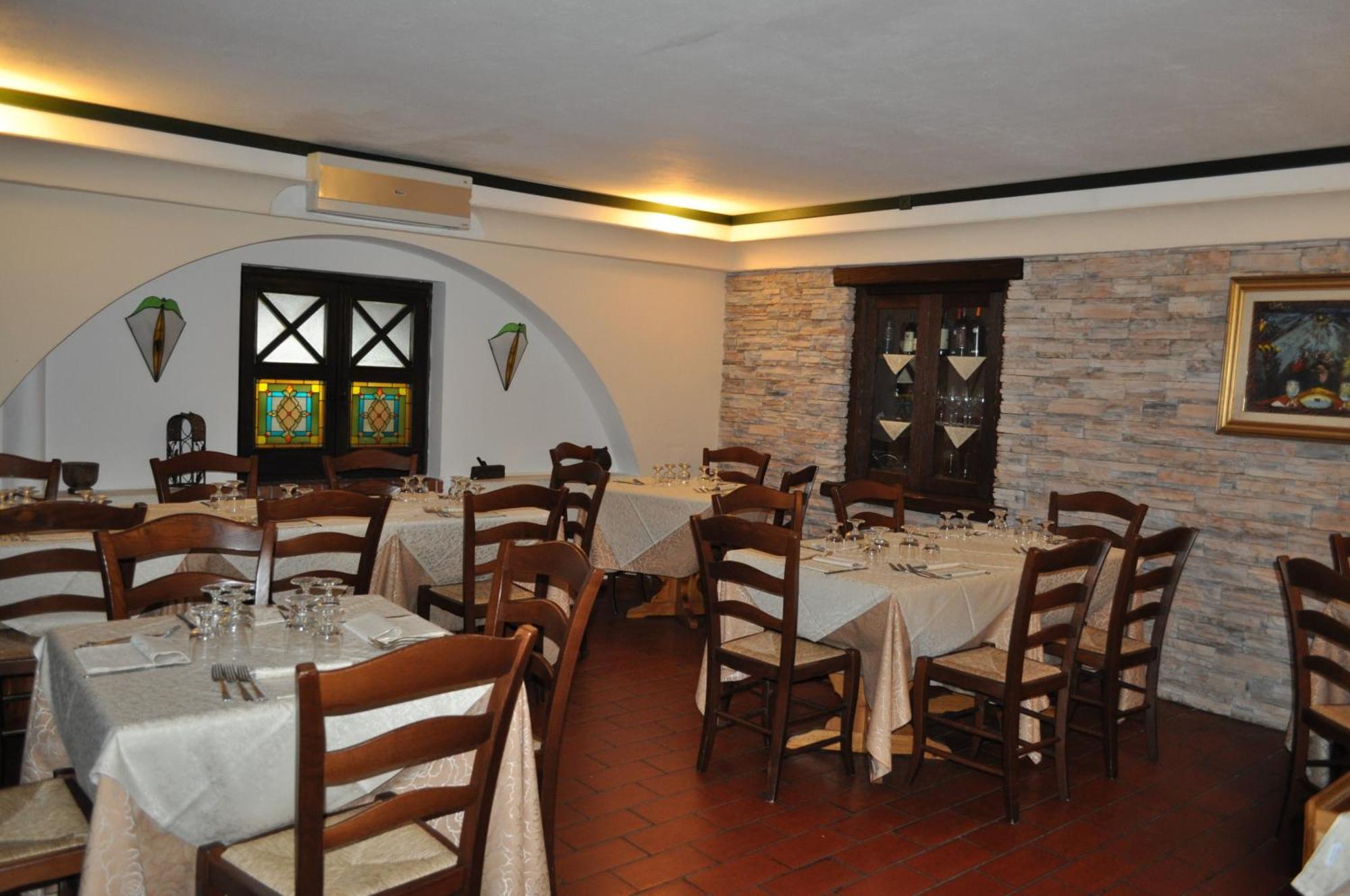 Hotel Duca Di Calabria Сера Сан Бруно Екстериор снимка