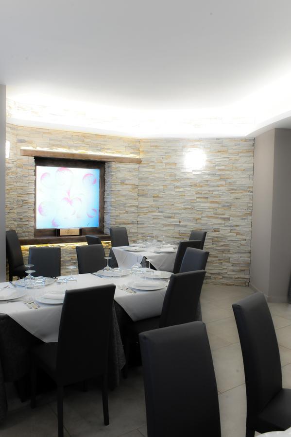 Hotel Duca Di Calabria Сера Сан Бруно Екстериор снимка